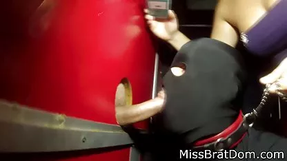 Karyawan menjadi mayoritas dari orang-orang menyebalkan bokep full sub indo