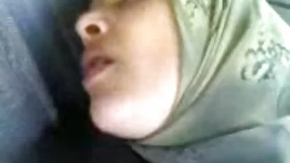 Banci Jennifer digunakan oleh teman wanita, Rita bokeo sub indo